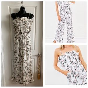 NWT Elliatt Melody Floral Jumpsuit
